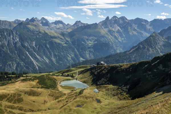 View from the Fellhorn Ridge hiking trail to Schlappoldsee and mountains of the Allgäu Alps, Oberstdorf, Oberallgäu, Allgäu, Bavaria, Germany