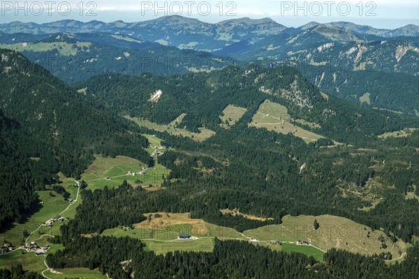 View from the Fellhorn to Riezlern-Außerschwende and Kleinwalsertal, back mountains of the Allgäu Alps, Oberstdorf, Oberallgäu, Bavaria, Germany