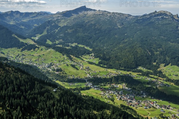 View from Fellhorn to Riezlern and Kleinwalsertal, in the middle of Hoher Ifen, Oberstdorf, Oberallgäu, Allgäu, Bavaria, Germany