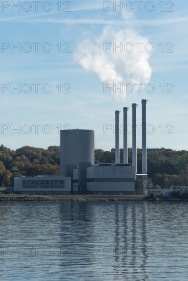 Kiel port, coastal power plant on the Kiel Fjord, technology, combined heat and power, natural gas energy source, 200 megawatts, district heating, Baltic Sea, environment, four blocks, chimneys, water reflection, Schleswig-Holstein, Germany