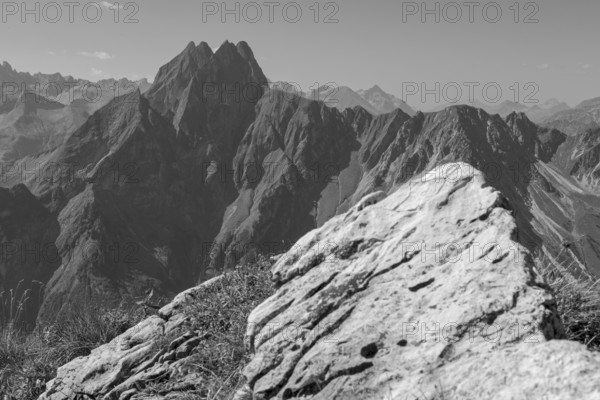 Mountain panorama from Laufbacher-Eckweg to Höfats, 2259m, Allgäu Alps, Allgäu, Bavaria, Germany