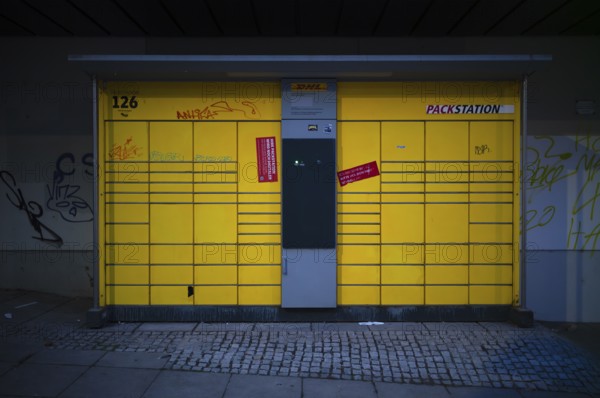DHL Packstation, graffiti, dusk, Stuttgart, Baden-Württemberg, Germany