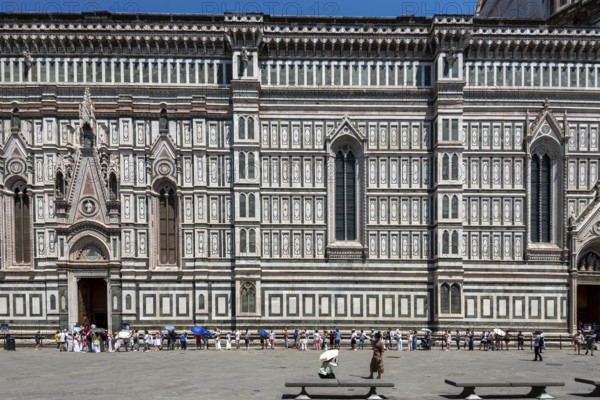 Marble façade of Santa Maria del Fiore Cathedral, Florence, Tuscany, Italy