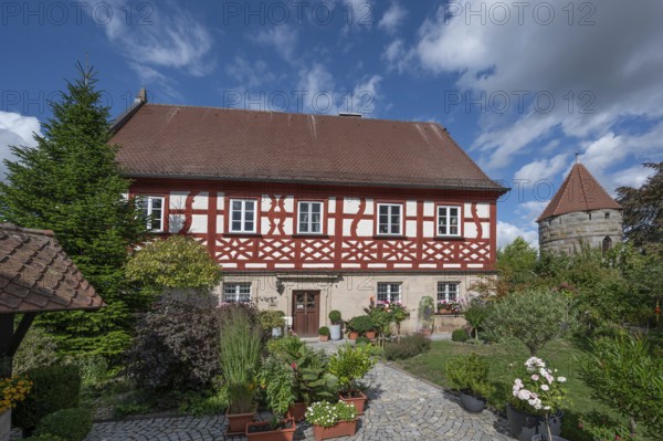Fortified church rectory, built in 1700, Hannberg, Middle Franconia, Bavaria, Germany