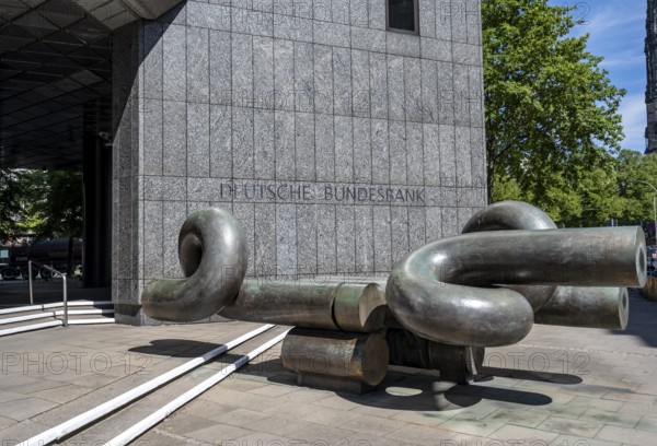 Deutsche Federal Bank building with modern sculpture, Hamburg, Germany