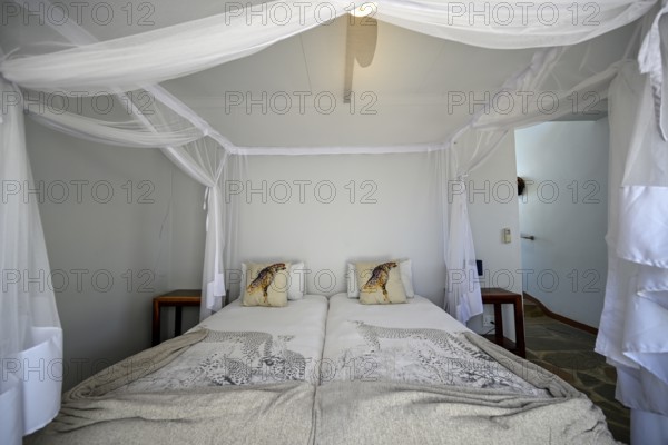 Chalet of the Cheetah View Lodge of the Cheetah Conservation Fund (CCF), Elandsvreugde Farm, near Otjiwarongo, Otjozondjupa Region, Namibia