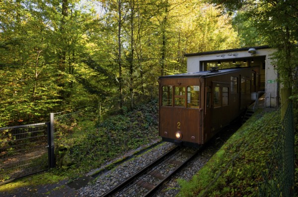 Teak car of the funicular railway, cable car, SSB, Stuttgarter Straßenbahn AG, local transport, station, stop, Waldfriedhof, Stuttgart, Baden-Württemberg, Germany
