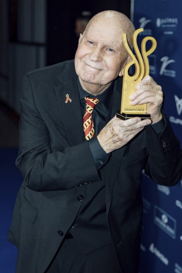 Lutz Mackensy receives the German Acting Award 2025 for the category The Voice at the German Acting Award ceremony at Pullmann Berlin Schweizerhof, Berlin, 9 October 2025