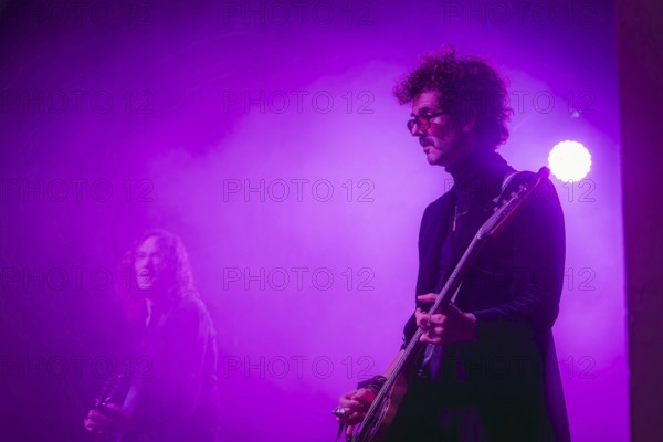 Frankie Poullain from The Darkness live on Dreams On Toast Tour at Metropol Berlin on 10/10/2025