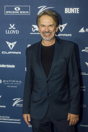 Martin May on the red carpet in front of the award ceremony at the Pullmann Berlin Schweizerhof, Berlin, 09.10.2025