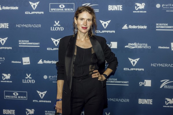 Julia Malik on the red carpet in front of the award ceremony at Pullmann Berlin Schweizerhof, Berlin, 09.10.2025