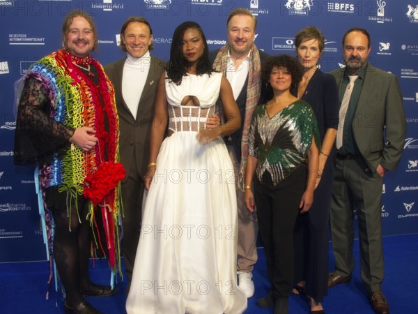 Nicolas Dinkel, Bernhard Bettermann, Victoire Laly, Stephan Grossmann, Daniela Grubert, Julia Bremermann, Tom Keune, DEUTSCHER SCHAUSPIELPREIS 2025, Red Carpet at PULLMAN BERLIN SCHWEIZERHOF, Berlin, 09.10.2025