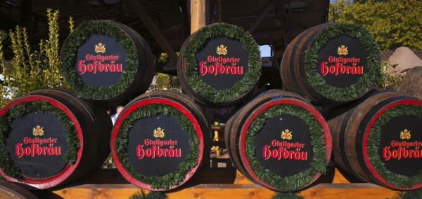 Beer kegs, Stuttgarter Hofbräu, logo, Cannstatter Wasen, fair, carnival, spring festival, folk festival, Bad Cannstatt, Stuttgart, Baden-Württemberg, Germany