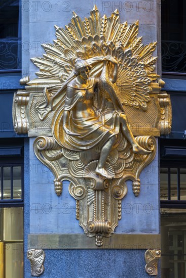 Alegoria, Vanity (Superbia), Luxuria (Addiction to pleasure) Commerzbank, Leipzig, Saxony, Germany