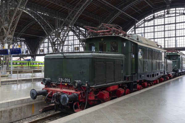 Riveted iron framework at the main railway station, historic train, Leipzig, Saxony, Germany