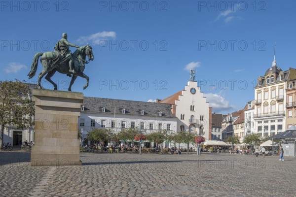 Town Hall Square, Rathausplatz with Old Department Store and Böckingsches Palais, monument to Prince Regent Luitpold of Bavaria, equestrian figure, bronze, Town Hall Square, Landau in der Pfalz, Rhineland-Palatinate, Germany