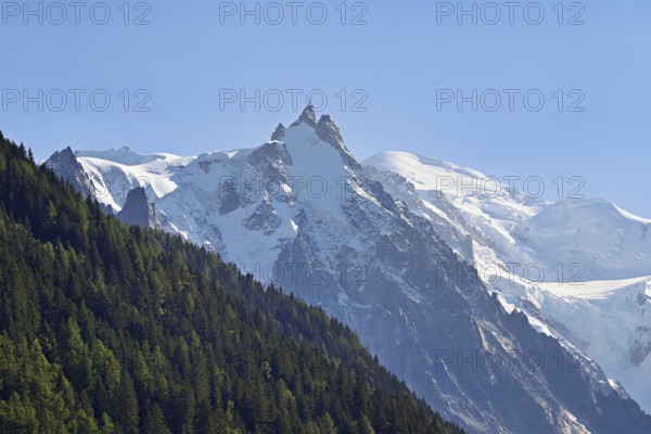 From left snow-covered Aiguille du Midi, Mont-Blanc, Vallot Hut, Chamonix-Mont-Blanc, Haute-Savoie, France