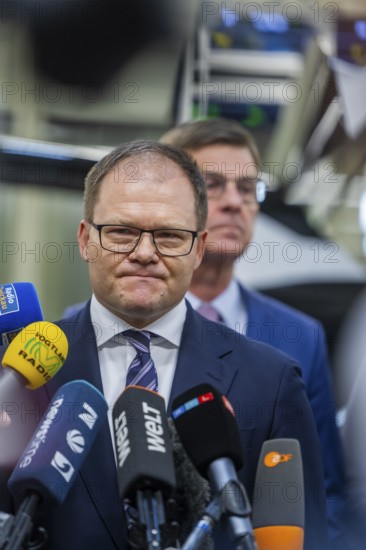 Federal Environment Minister Carsten Schneider during his visit to the Volkswagen vehicle plant in Zwickau, Zwickau, Saxony, Germany