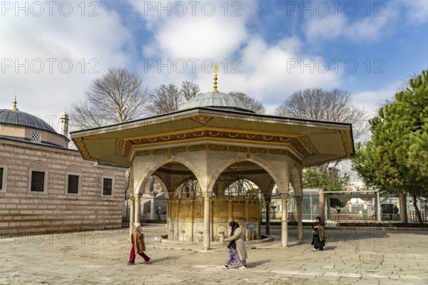 Fountain for ablutions in the courtyard of the Hagia Sophia mosque in Istanbul, Turkey