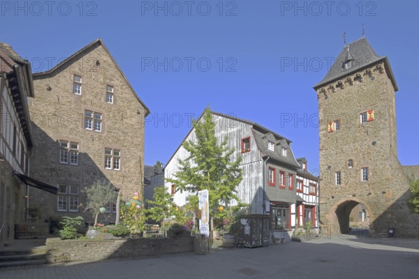 Werther Tor built in 1416 and building, town gate, defence defence tower, Bad Münstereifel, Ahrgebirge, Eifel, North Rhine-Westphalia, Germany
