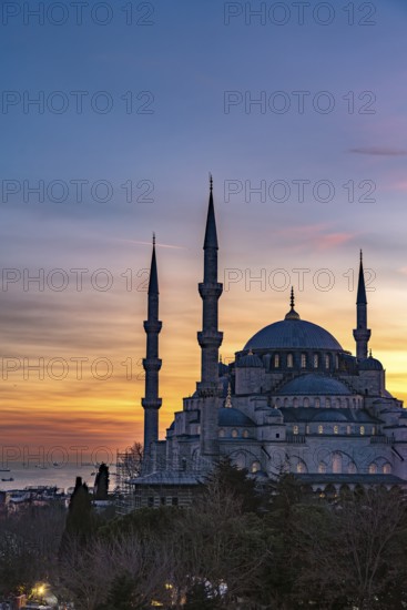 Sunset at the Blue Mosque or Sultan Ahmed Mosque in Istanbul, Turkey