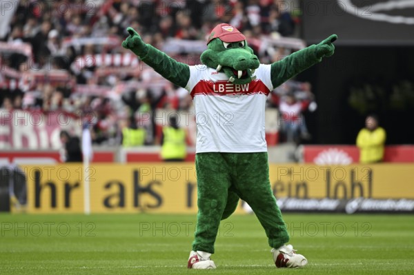 Mascot Fritzle VfB Stuttgart reading out the line-up, MHPArena, MHP Arena Stuttgart, Baden-Württemberg, Germany