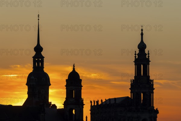 Three towers in the sunset, Cathedral Sanctissimae Trinita, Court of Appeal, Residential Palace, Elbe, Dresden, Saxony, Germany