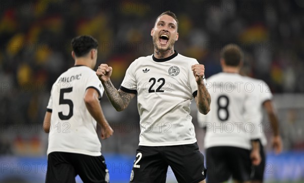 Goal celebration David Raum GER (22) Gesture Gesture Aleksandar Pavlovic GER (05) Leon Goretzka GER (08) World Cup qualifier, international match, Germany v Luxembourg, PreZero Arena, Sinsheim, Baden-Württemberg, Germany