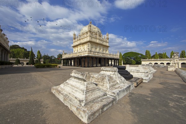 Gumbaz or mausoleum of Tipu Sultan and his family, Srirangapatna, Karnataka, India