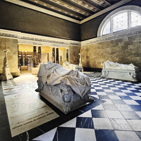 Charlottenburg Mausoleum with the marble sarcophagi of Emperor Wilhelm I and Queen Luise, Charlottenburg Palace, Berlin, Germany