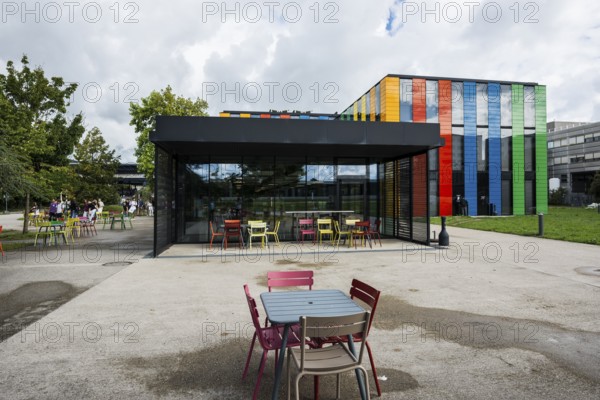 Swiss Federal Institute of Technology, École polytechnique fédérale de Lausanne, EPFL, Lausanne, Switzerland