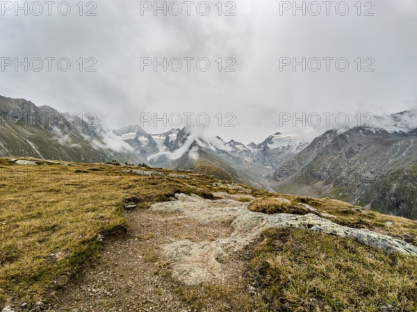 Panoramic view from the Hohe Mut over the Mutsattel and the Rotmoostal to the Gurglkamm in the Ötztal Alps, Hohe Mut Alm, Gurgl, Sölden, Tyrol, Austria