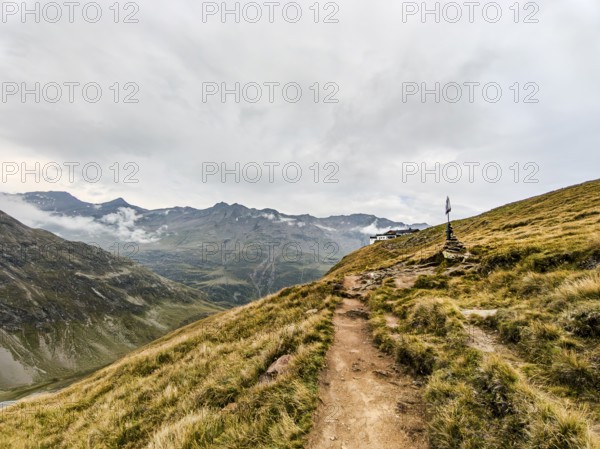 Mountain hiking trail on the Hohe Mut in the Ötztal Alps above Gurgl, Sölden, Tyrol, Austria