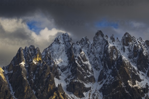 Close-up of mountain peaks of the Sesto Dolomites, Haunold Group, San Candido, Val Pusteria, Dolomites, Sesto Dolomites, South Tyrol, Italy