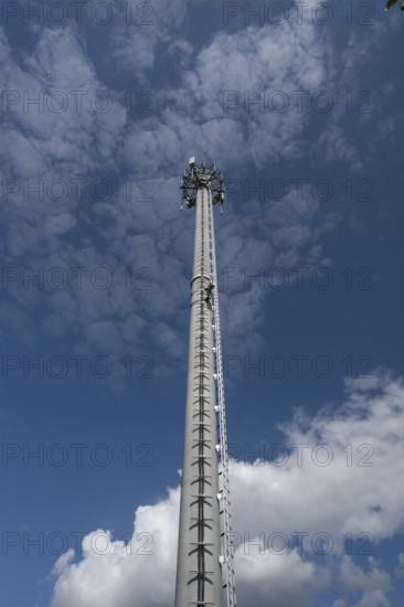 Transmission mast, cloudy sky, Eckental, Middle Franconia, Bavaria, Germany