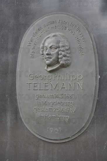 Telemann stele with relief of the composer Georg Philipp Telemann, inscription, bronze, text, memorial plaque, Telemann stele, Magdeburg, Saxony-Anhalt, Germany