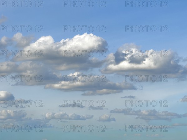 White bright cluster clouds Stratocumulus Stratocumulus Stratocumuli under blue sky, international