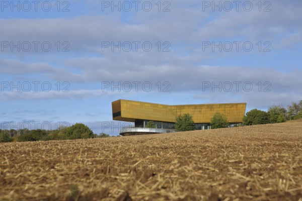 Arche Visitor Centre, archaeological museum, modern building, solitary, field, field, Nebra, Saxony-Anhalt, Germany