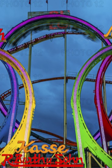 Oktoberfest attraction Olympia Fünfer Looping, Festwiese, Theresienwiese, Oktoberfest, Munich, Upper Bavaria, Bavaria, Germany
