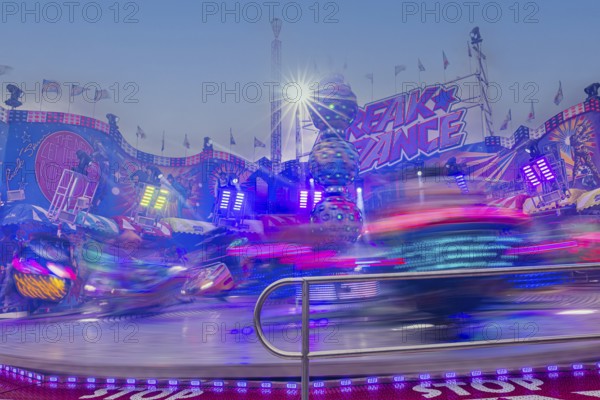 Oktoberfest attraction Break Dance in motion, Festwiese, Theresienwiese, Oktoberfest, Munich, Upper Bavaria, Bavaria, Germany