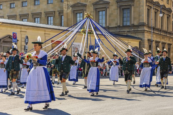 Trachtenverein Birkenstoana Stamm from Oberschleißheim, Trachten- and Schützenzug, Oktoberfest, Munich, Upper Bavaria, Bavaria, Germany