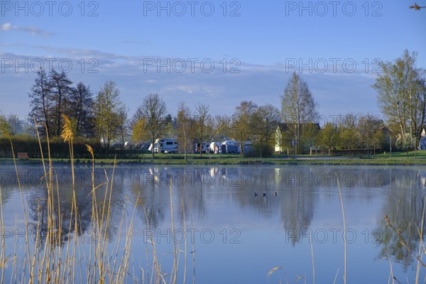 Motorhome site, morning mood, fog at the Fischhof, Tirschenreuth, Upper Palatinate, Bavaria, Germany