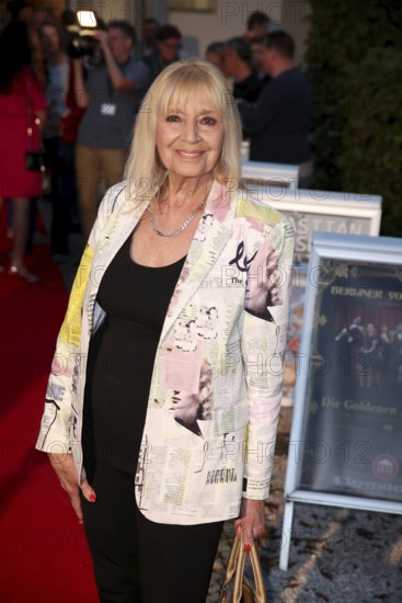 Cindy Berger from Cindy & Bert - Premiere Der eingebildet Kranke after The Imaginary Invalid by Molière / 90th birthday of Dieter Hallervorden, Berlin, 05.9.25