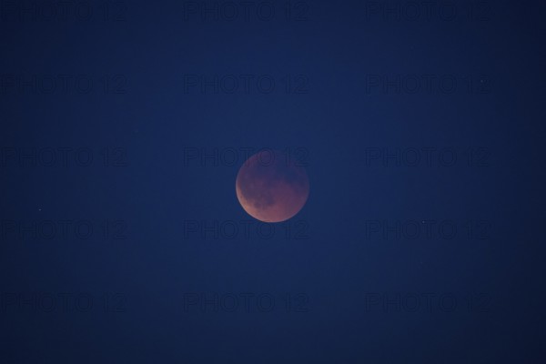 Lunar eclipse as seen from Berlin on 07.09.2025