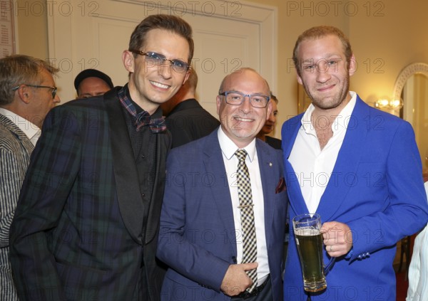 Mark Rudolf, Dennis Schönwetter and Johannes Hallervorden at the premiere of the play 'Der eingebildet Kranke' and Dieter Hallervorden's 90th birthday at the palace gardens Theatre. Berlin, 05.09.2025