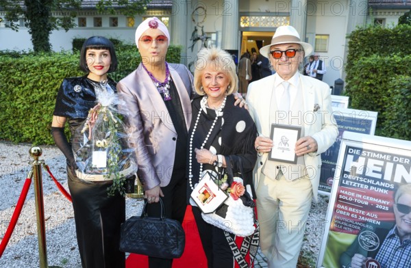 Pauline Stolze, Julian F.M.Stöckel, Stefanie Simon and Lo Graf von Blickensdorf at the premiere of the play 'Der eingebildet Kranke' and Dieter Hallervorden's 90th birthday at the palace gardens Theatre. Berlin, 05.09.2025