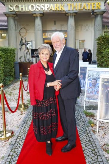 Klaus Lenk and Dagmar Frederic at the premiere of the play 'Der eingebildet Kranke' and Dieter Hallervorden's 90th birthday at the palace gardens Theatre. Berlin, 05.09.2025