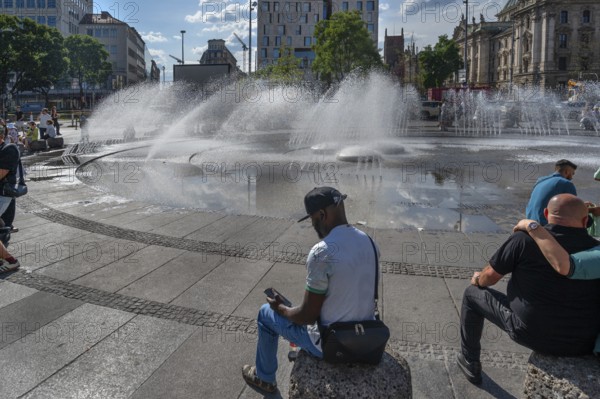 Fountain in the Stachus roundabout, builder Bernhard Winkler, architect, Munich, Bavaria, Germany