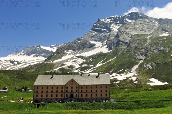 The old Simplon Hospice, Altes Simplon Hospice, Altes Spittel, Alter Spittel, Stockalper Hospice, largest hospice in the Alps, Simplon Pass Road, Simplon Pass, Simplon Pass Road, Canton Valais, Switzerland