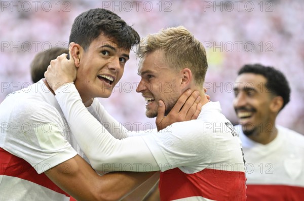 Goal celebration Jose Maria Chema Andres Baixauli VfB Stuttgart (30) Goal celebration gesture gesture with Maximilian Mittelstädt VfB Stuttgart (07) Gesture gesture Bundesliga, MHPArena, MHP Arena Stuttgart, Baden-Württemberg, Germany